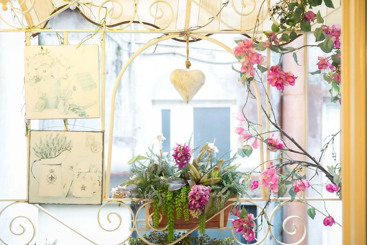 Pantheon Romantic Loft Italy