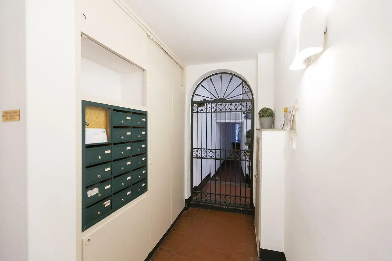 Pantheon Romantic Loft