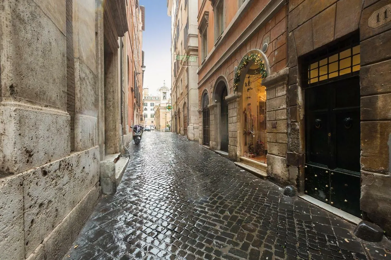 Pantheon Romantic Loft Apartment Rome